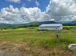 391 East St #4, New Haven, VT 05472