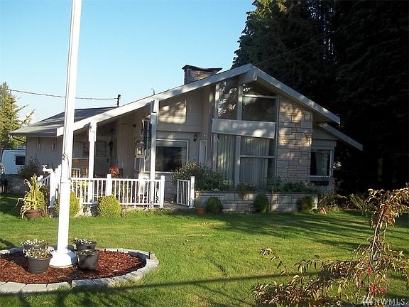 2nd image of 7315 Olympic Dr SE