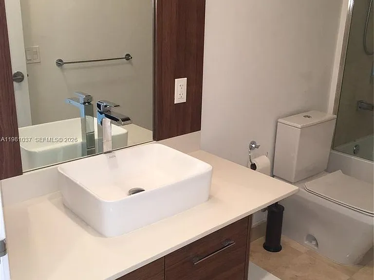 601 NE 27th St #1906 — Photo 14
