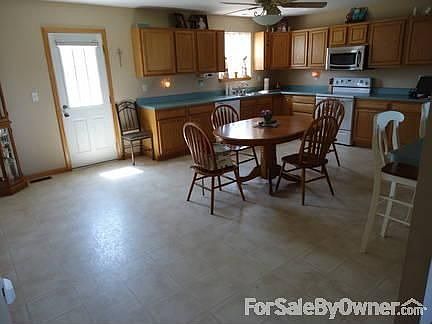 30 x 30 out-building with leanto
						:
						Just added in within this last year