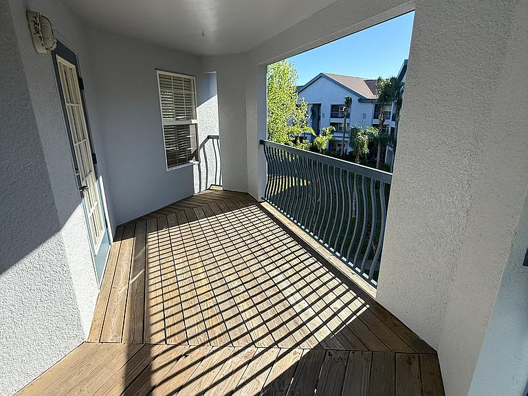 1640 Villa Capri Cir #308 — Photo 21