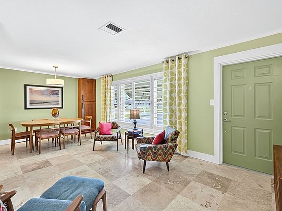 5th image of 3020 Palm Dr