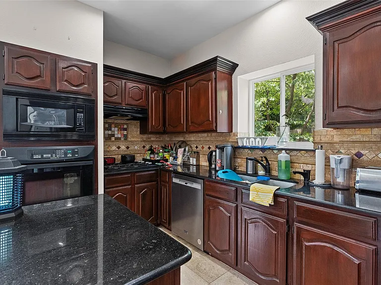 2136 Brownstone Ct — Photo 12