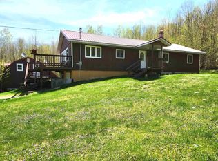 68 Short Rd, Stark, NH 03582