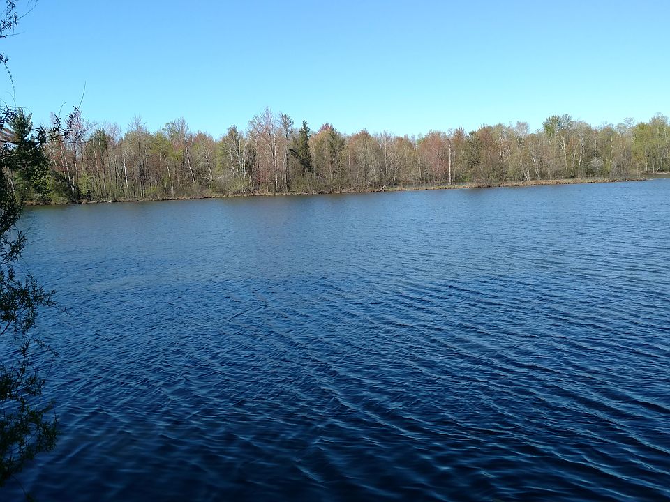 1st image of 329 Twin Lake Trl
