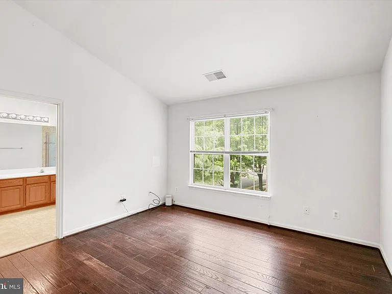 4113 Flower Box Ct — Photo 23