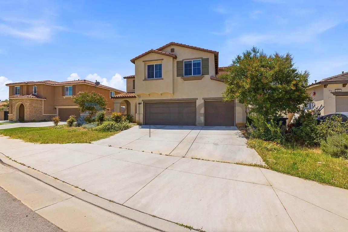 Exterior Front - 859 Corisante Ct