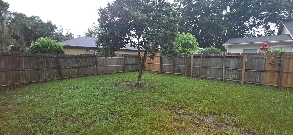 2 bed, 818 sqft, $1,500 — Photo 2
