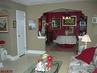 2nd image of 525 Central Pl