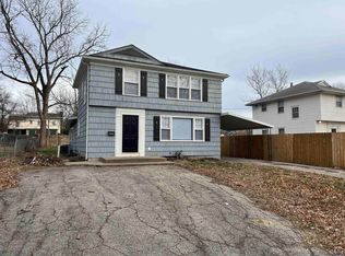 2928 SE Illinois Ave, Topeka, KS 66605