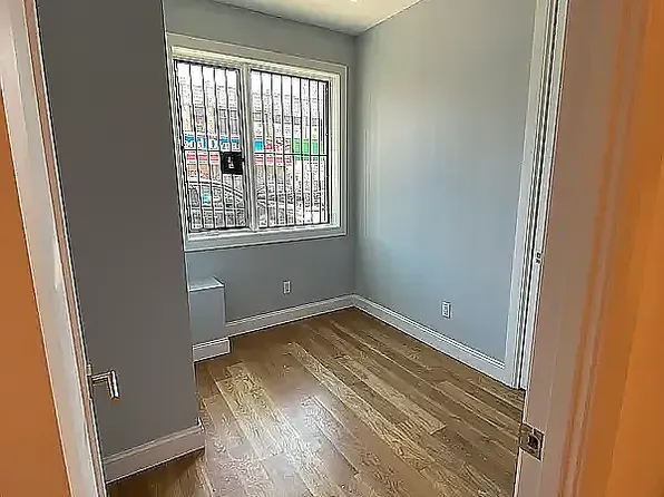 221 Clarkson Avenue image 5 of 12