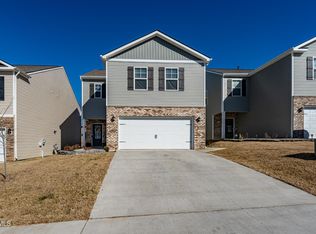 37 Thread Ln, Johnson City, TN 37604