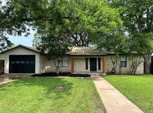 1213 Fayette St, Bastrop, TX 78602