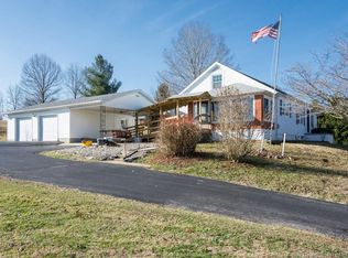 4367 E Mann Rd, Pekin, IN 47165