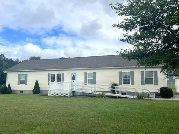 74 Gardys Mill Rd, Callao, VA 22435