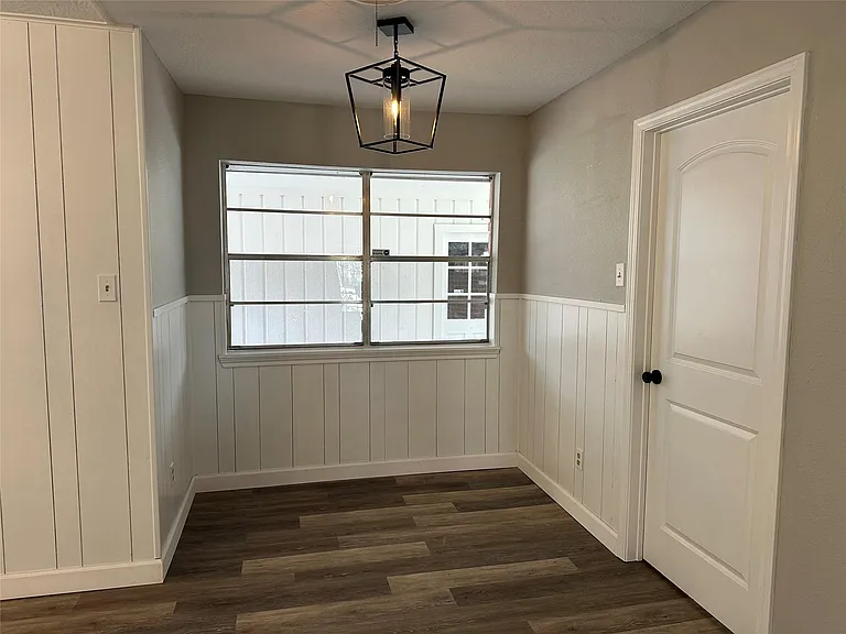 4821 Burning Tree Dr — Photo 3