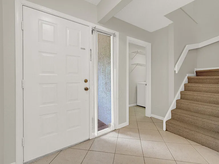 6371 Toulon Dr — Photo 4