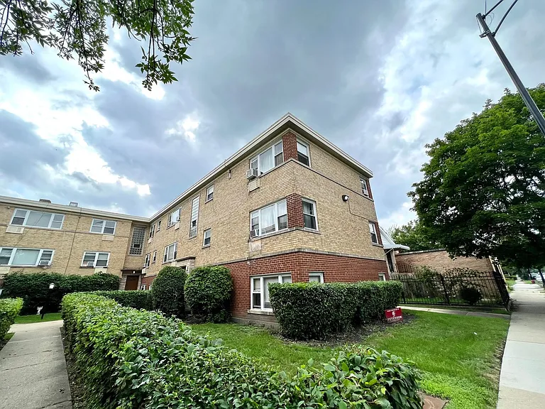 5646 N Jersey Ave — Photo 8