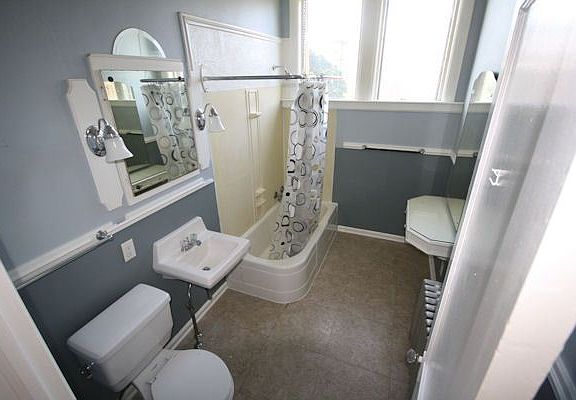 webbathroomIMG_1753