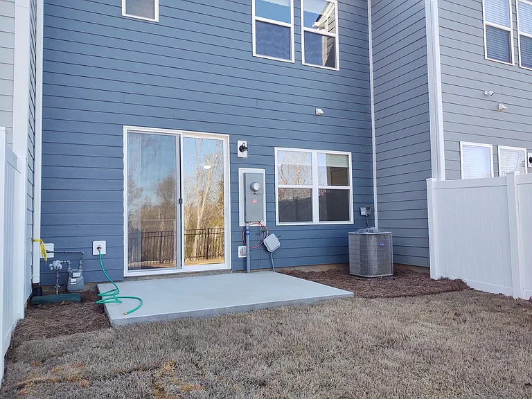1137 Grays Mill Rd — Photo 14