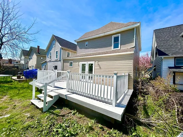 379 Ohio Ave, Rochester, PA 15074