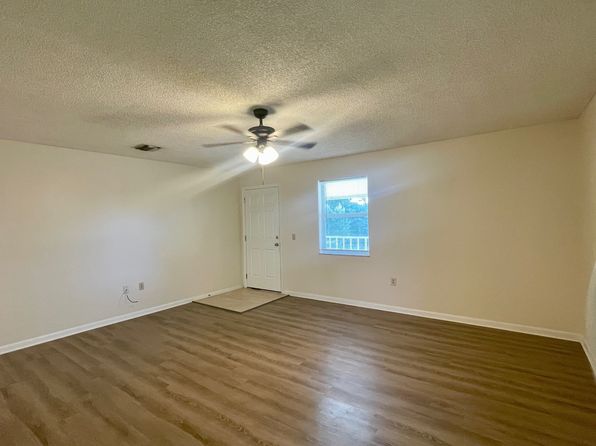 544 SW 35th St APT 7