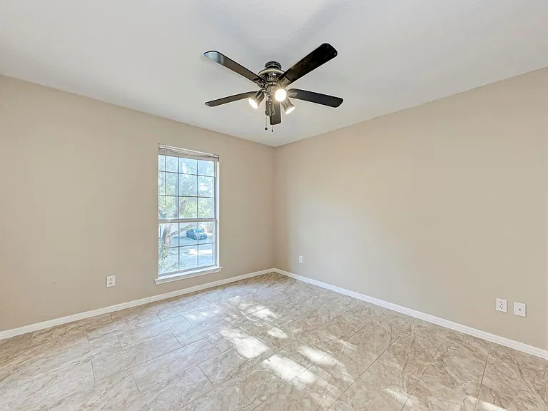 2351 Wright Cir — Photo 8