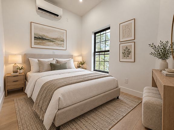 3rd image of 113 Eagle St APT 3