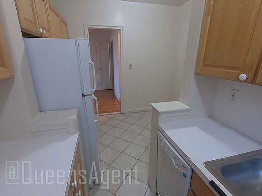 3rd image of 93-54 Queens Blvd #4A
