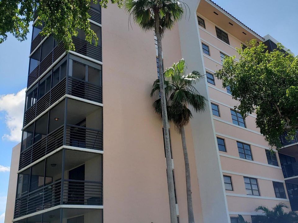 1st image of 20840 San Simeon Way APT 502