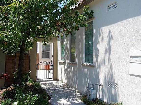 5th image of 28049 River Trail Ln