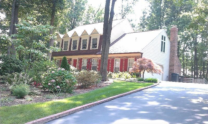 1st image of 9935 S Park Cir