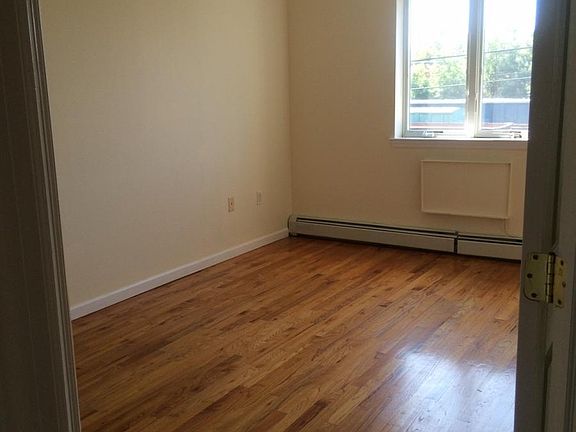 5th image of 6578 Terrace Ct