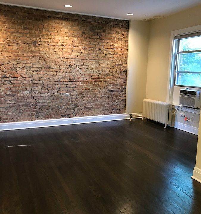 1st image of 925 W Schubert Ave #3A