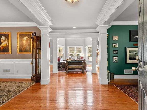 5th image of 13150 New Providence Rd