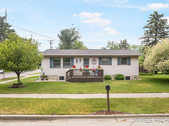 2nd image of 1601 Colfax Ave