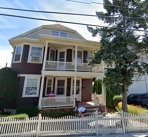 241 Boylston St #241