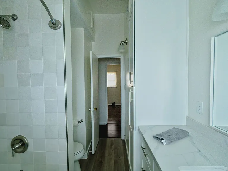 2033 E Garvey Ave N — Photo 21