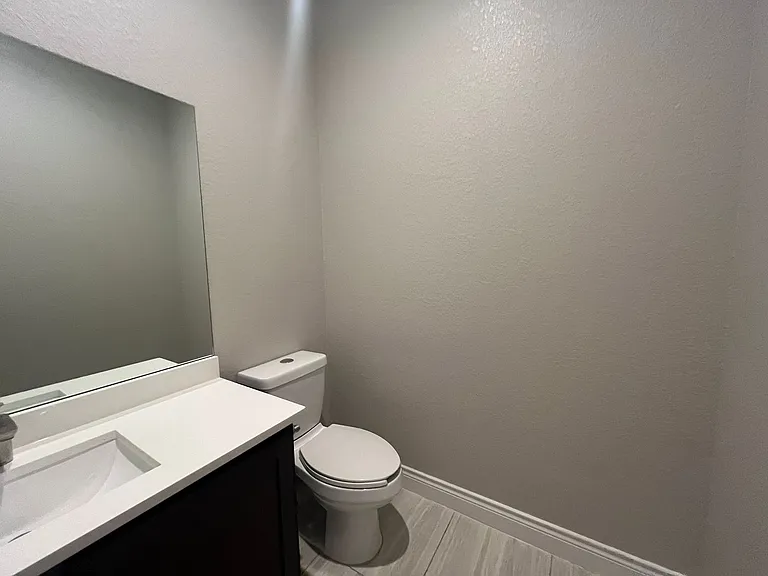 4815 Viewcrest Rd — Photo 6