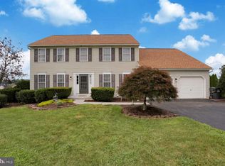 38 Morgan Spring Dr, Morgantown, PA 19543
