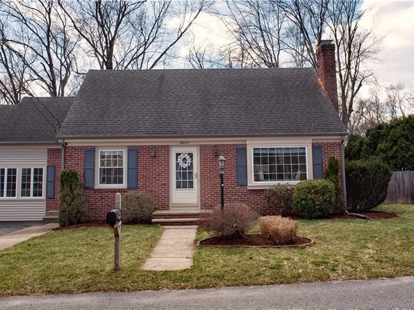 18 Delway Rd, Cranston, RI 02910