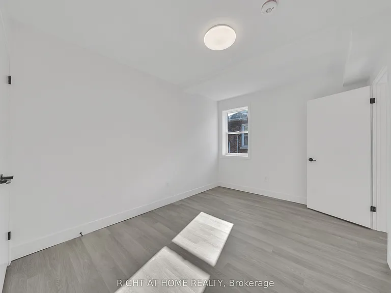 1804 Drouillard Rd #202 — Photo 6