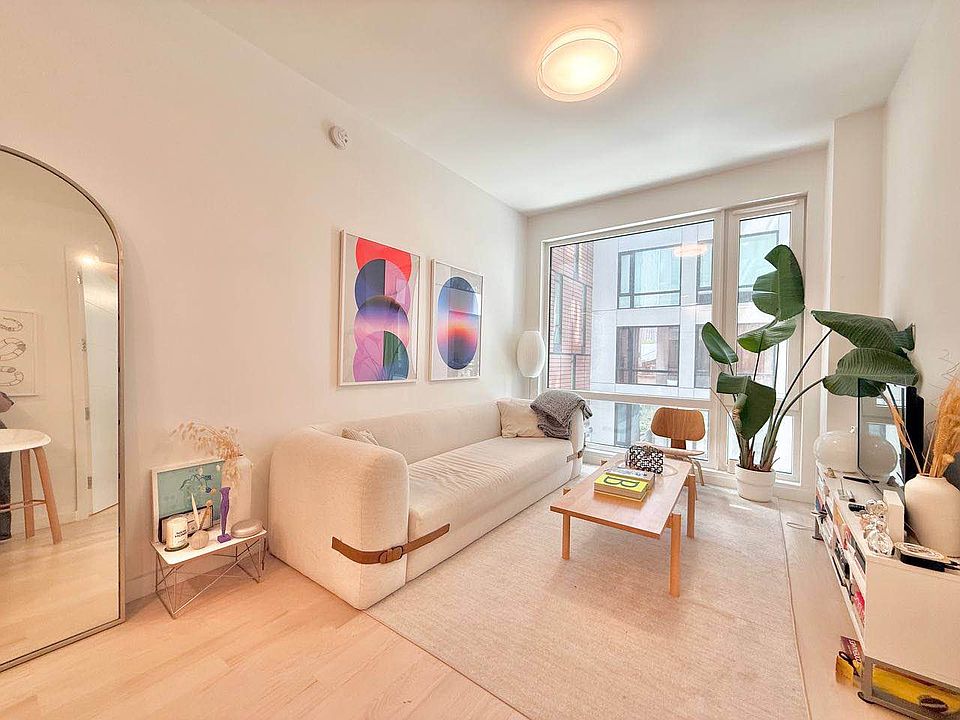1st image of 127 Concord St #4C