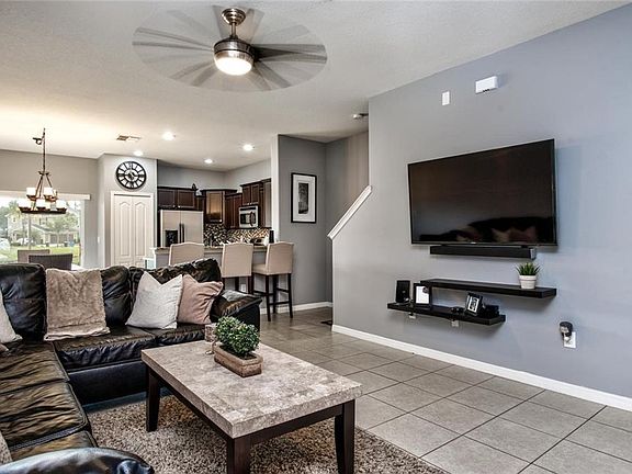 3rd image of 20419 Berrywood Ln