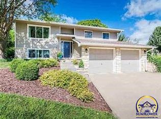 3908 Julia Cir, Manhattan, KS 66503