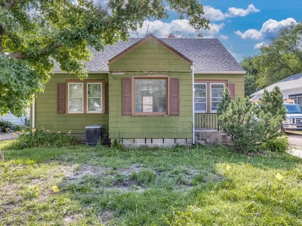 217 N Meridian Ave, Valley Center, KS 67147