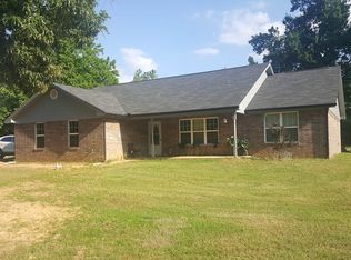 818 NE 6th St, Antlers, OK 74523