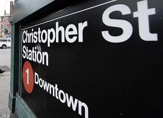 Rented by Douglas Elliman | media 31