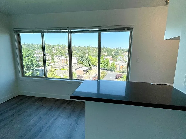 Village Vista Apartments — Photo 57