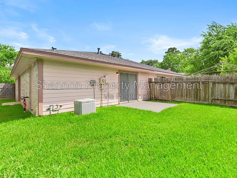 3110 Oak Rock Cir — Photo 25